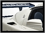 Lusterko, Maserati MC12